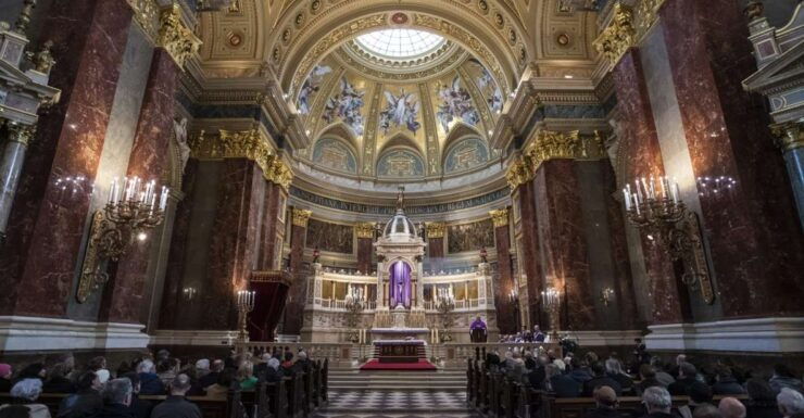 Budapest: Private Walking Tour in the Pest Side - Booking Details and Tour Highlights