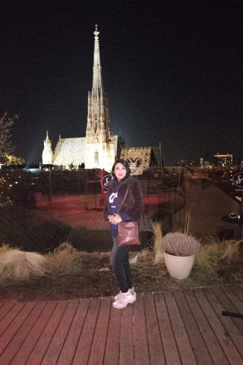 Budapest: Private Walking Tour With a Local Guide - Key Points