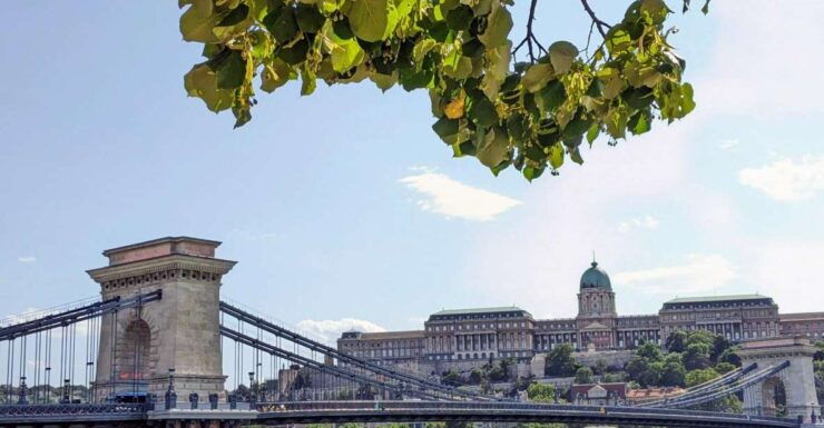 Budapest: Self-guided City Walk to Sights and Specials - What to Expect on the Self-guided Tour