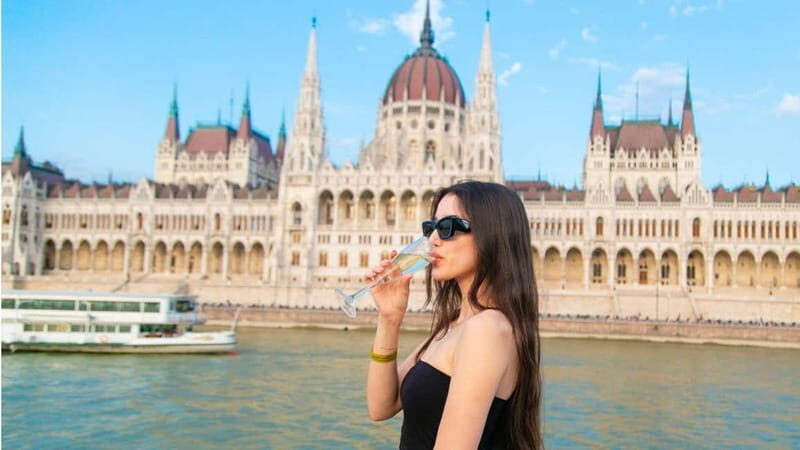 Budapest: Sip and Sail River Cruise with Unlimited Prosecco - An Honest Breakdown of the Experience