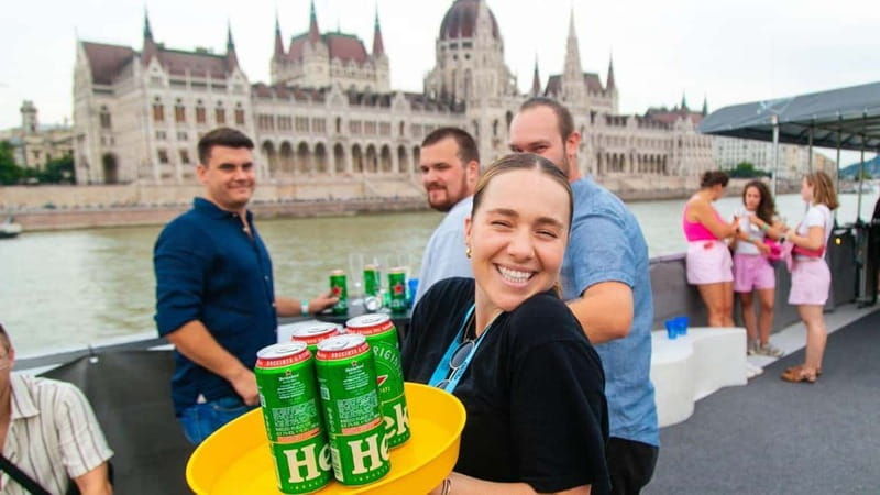 Budapest: Sip & Sail Danube Cruise with Unlimited Beer - Detailed Review of the Experience