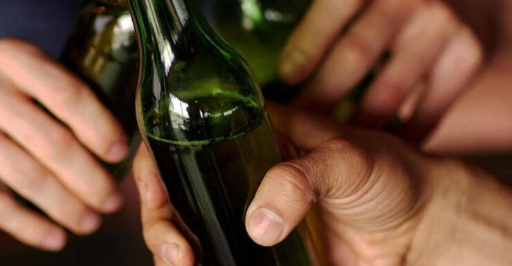 Budapest: Stag Party Boat With Beer and Wine - Experience Highlights