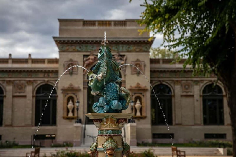 Budapest: Szabolcs Bozó Exhibition Soulmate Guided Tour - Good To Know