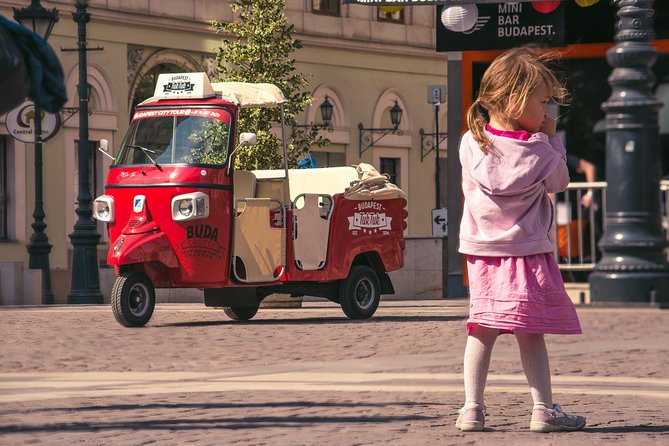 Budapest Tuk Tuk City Tour - Itinerary Details