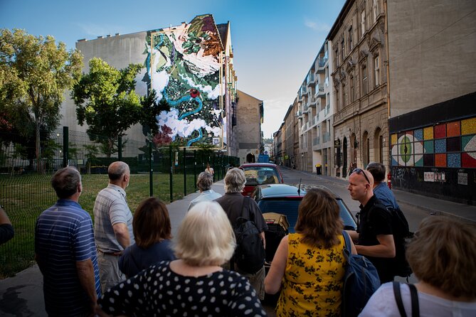 Budapest Urban Art - Private Street Art Tour With a Drink in a Ruin Bar - What To Expect