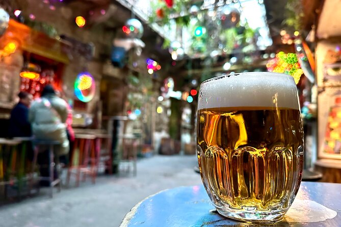 Budapest Urban Art - Street Art Tour With a Drink in a Ruin Bar - Tour Highlights