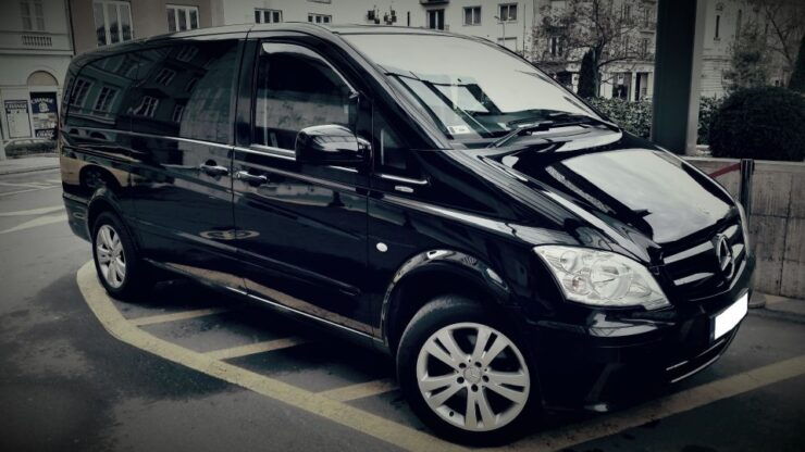 Budapest-Vienna Private Transfer by Luxury Vehicle - Experience and Comfort