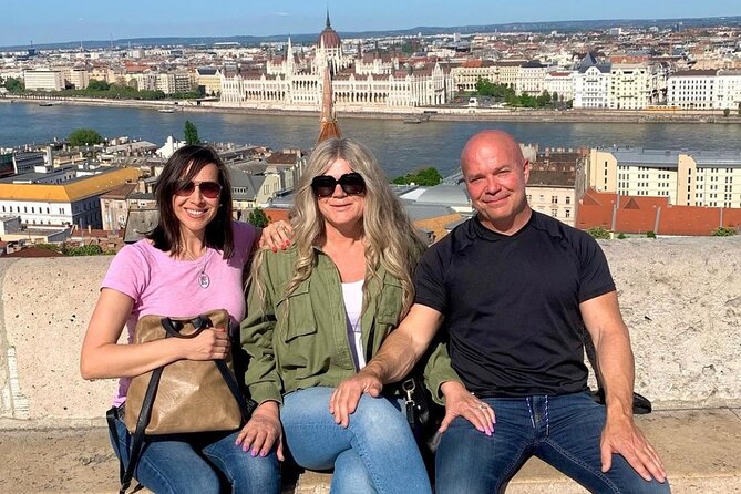 Budapests Highlights- Half Day Tour - Accessibility