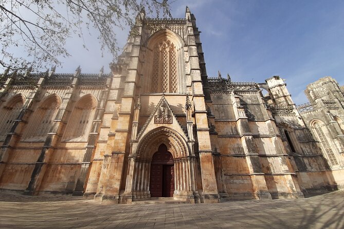 Buddha Eden Park, Moeda Caves, Fátima, Batalha, Nazaré, Óbidos - Óbidos: Step Back in Time in This Medieval Town