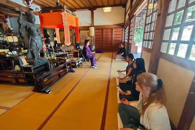 Buddhism Meditation, Statues Viewing Lunch Box Making at temple - Good To Know