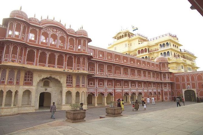 Budget Transfer From Jaipur to Udaipur With Chittorgarh Visit - Good To Know