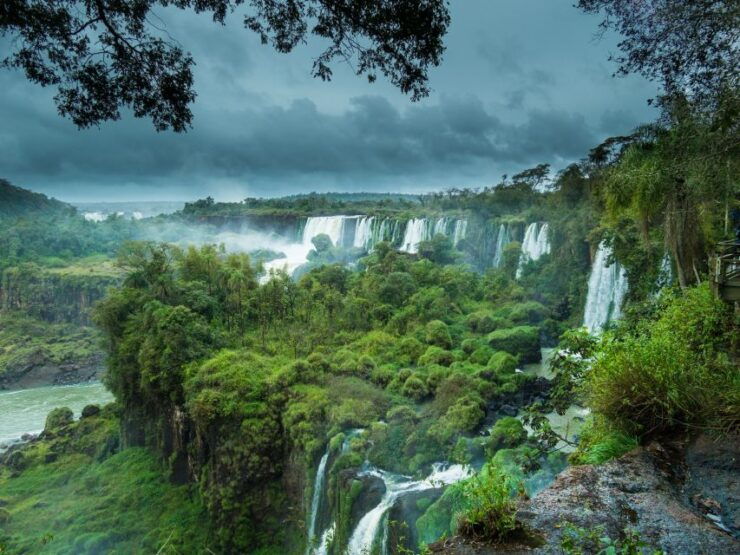 Buenos Aires: Iguazú Falls Day Trip With Flight & Boat Ride - Inclusions