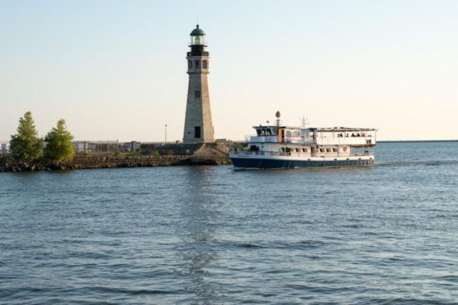 Buffalo: Guided Walking Tour W/ Naval Park and River Cruise - Tour Highlights