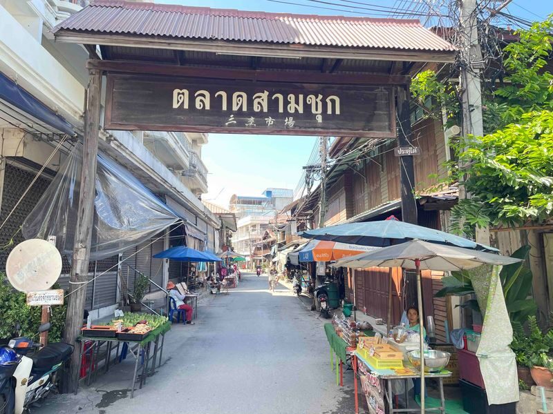 Buffalo Village, Celestial Town, Fortune Cat Temple & Market (myProG - Dragon Village is worth protecting time for