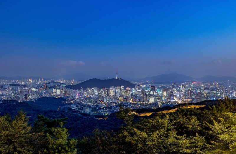 Bugaksan - Hiking Gear Rental Service in Seoul - What the low price does, and does not, cover