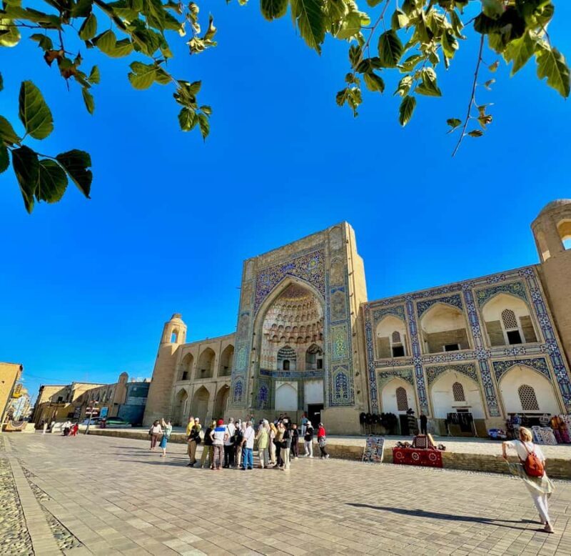 Bukhara: Historical monument guided walking tour - Starting at Nadir Divan Begi Madrasah: Setting the Stage