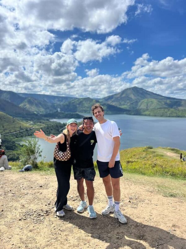 Bukit Lawang: 7-Day North Sumatra Highlights Tour - What to Pack