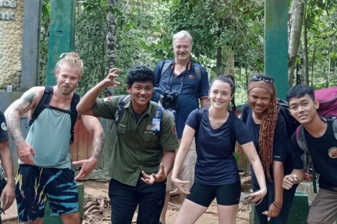 Bukit lawang | Orangutan trekking and Art Class Excursion (2D1N) - Who Is This Tour Best For?