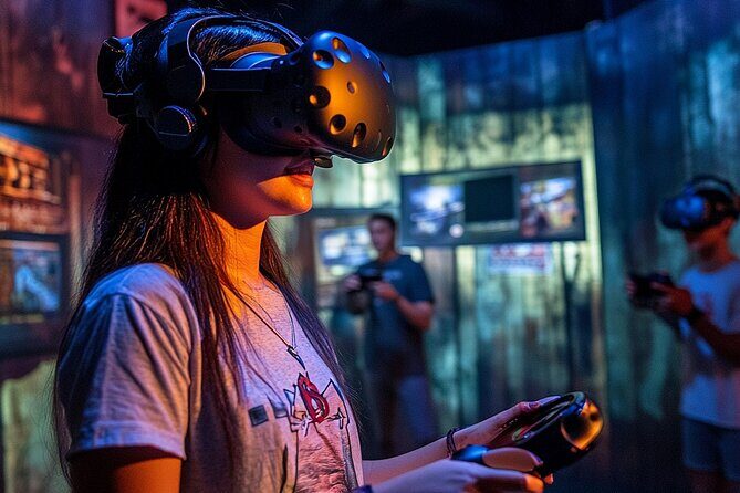 Bundle: 1 hour Axe Throwing+ 1 hour VR Escape Game - The Itinerary Breakdown: What You Can Expect