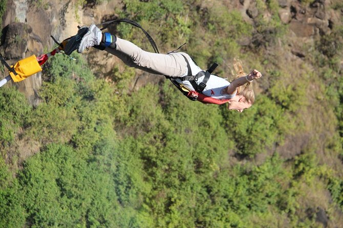 Bungee Jumping Off The Victoria Falls Bridge - Additional Information and Capacity