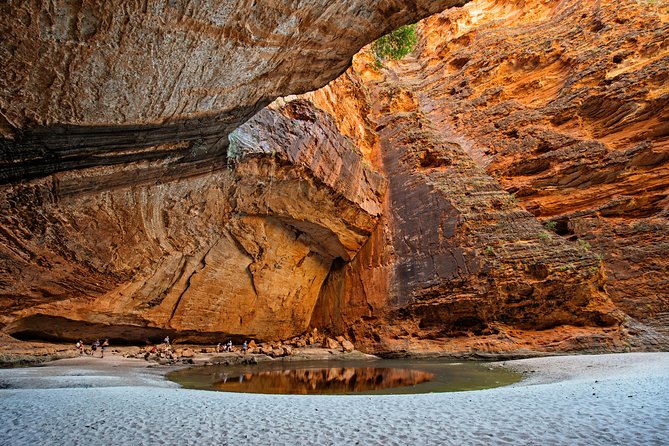 Bungle Bungle Flight & Domes To Cathedral Gorge Walking Tour - Guided Walking Tour to Cathedral Gorge