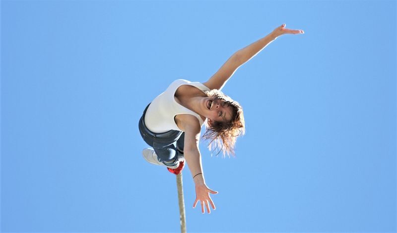 Bungy Jumping in Hanmer Springs - The briefing, harness, and jump
