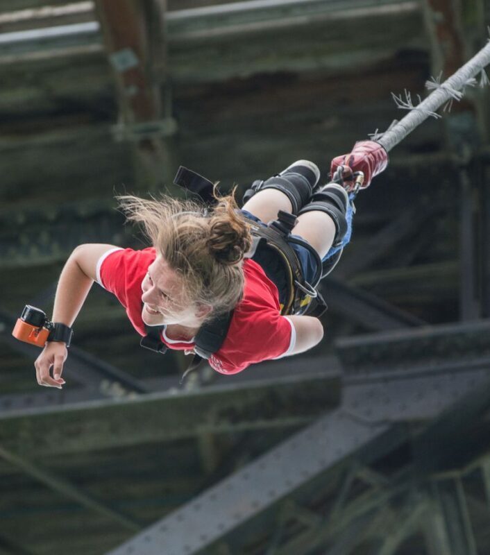 Bungy Jumping in Hanmer Springs - The walk back and the souvenir