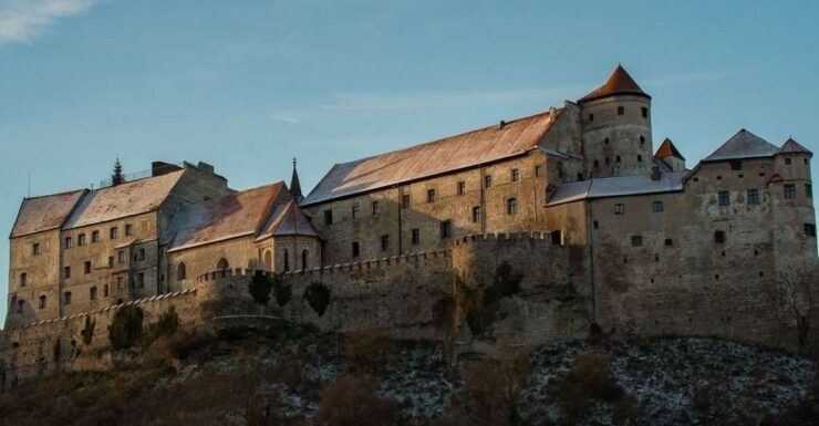 Burghausen: Burghausen Castle Private Tour - Tour Details and Options