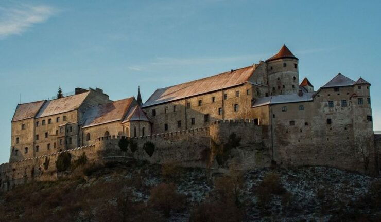 Burghausen: Burghausen Castle Private Tour - Experience and Highlights
