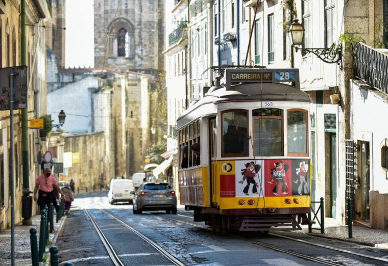 Burguês: Lisbon City Center Private Tuk Tuk Tour - Final Thoughts: Is This Tour Right for You?