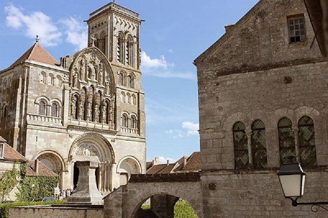 BURGUNDY: VEZELAY & FONTENAY ABBEY - Private Day Trip From Paris by Train - Wine Tasting Experience
