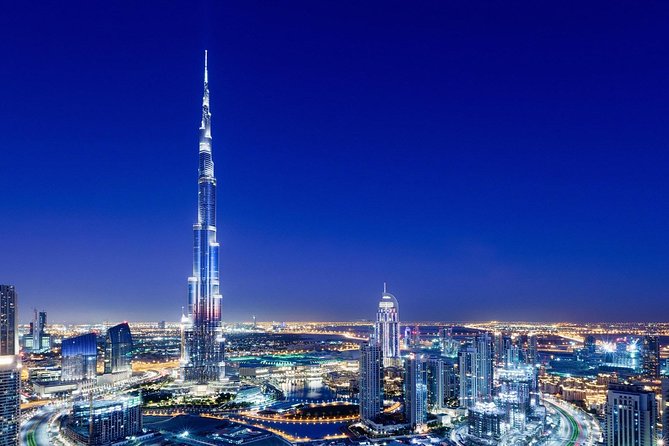 Burj Khalifa 124th Floor W/Dubai Mall Aquarium & Underwater Zoo Tour W/Transfers - Private Vehicle Transportation for Convenience