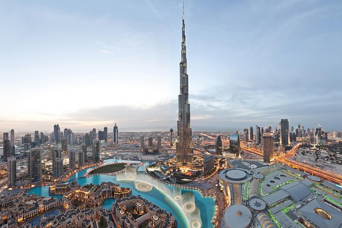 Burj Khalifa: at the Top (125 Floor) With the Cafe Treat - What to Expect