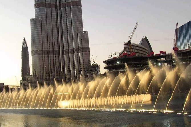 Burj Khalifa At The Top & Dubai Mall Shopping Tour - Must-Visit Attractions in Dubai Mall