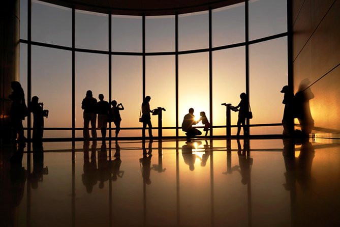 Burj Khalifa: at the Top Level 124 Sunrise With Morning Treats at the Café - Reviews and Ratings