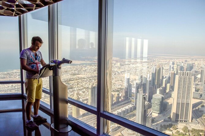 Burj Khalifa at the Top of 124th-125th. Floor Tickets - Reviews