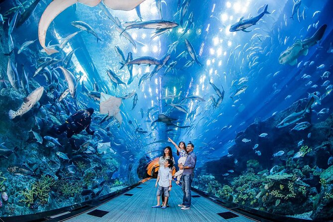 Burj Khalifa at the Top & Under Water Zoo Aquarium With Transfer - Duration and Pickup Details