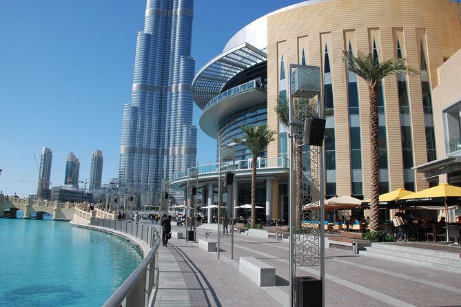 Burj Khalifa Private Tour and Dubai Mall Shopping With Transfer - Dubai Mall Shopping