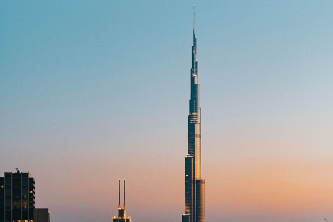 Burj Khalifa Restaurants , Floor 124th Ticket & Lunch or Dinner - Group Size Pricing