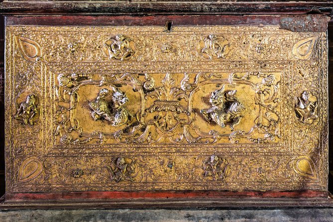 Burmese Antiques Heritage Shopping Tour - Cultural Immersion