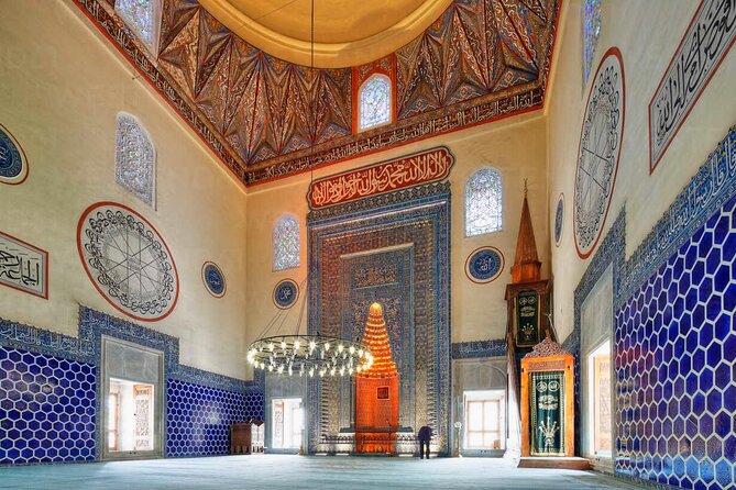 Bursa and Uludag Mountain Group Tour With Lunch From Istanbul - Local Markets and Delight Factory