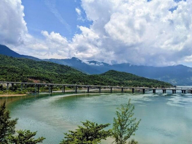 Bus Hue - Hoi an via Hai Van Pass, Lang Co, Marble Mountain - Scenic Beauty of Hai Van Pass