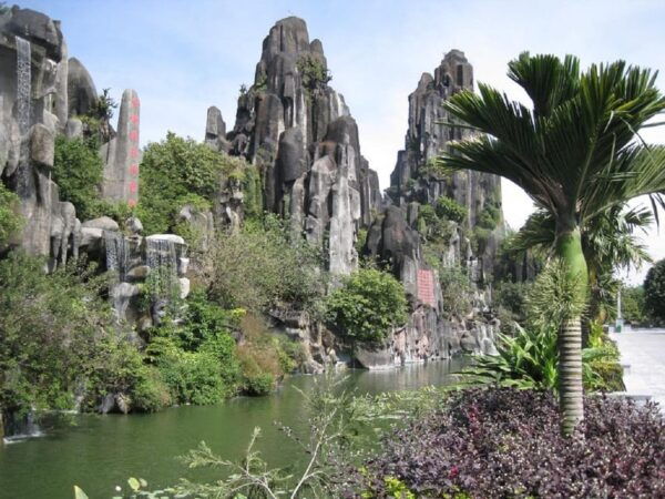 Bus Hue - Hoi an via Hai Van Pass, Lang Co, Marble Mountain - Frequently Asked Questions