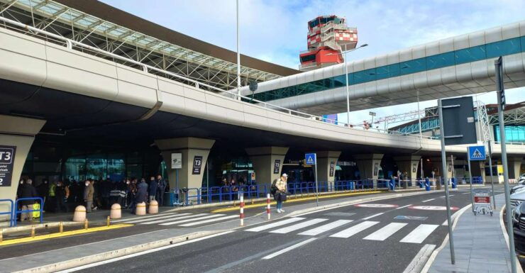 Bus Transfer From Fiumicino Airport to Civitavecchia Port - Service Details