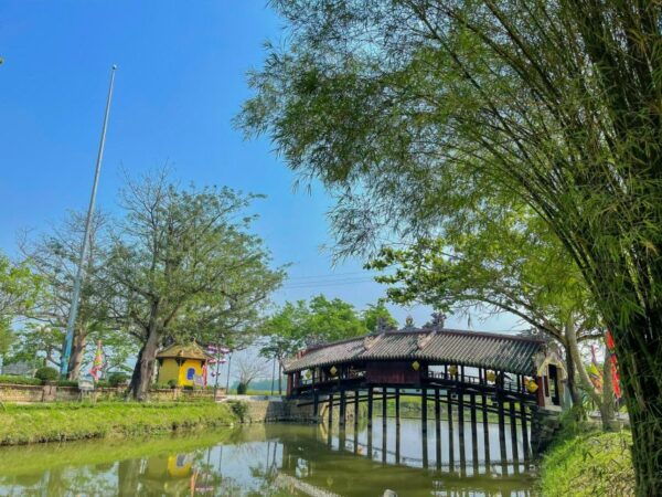 Bus Transfer From Hue to Hoi an With Sightseeing - The Sum Up