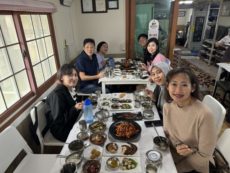 Busan Authentic Korean BBQ Experience - Local Food Guide & Cultural - The value of a food buddy