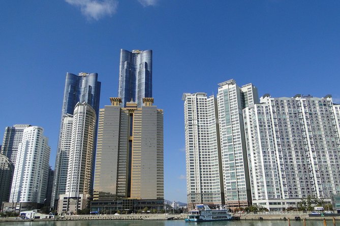 Busan City Tour - Haedong Yonggung Temple And Shopping in Lotte Premium Outlet - Tour Highlights