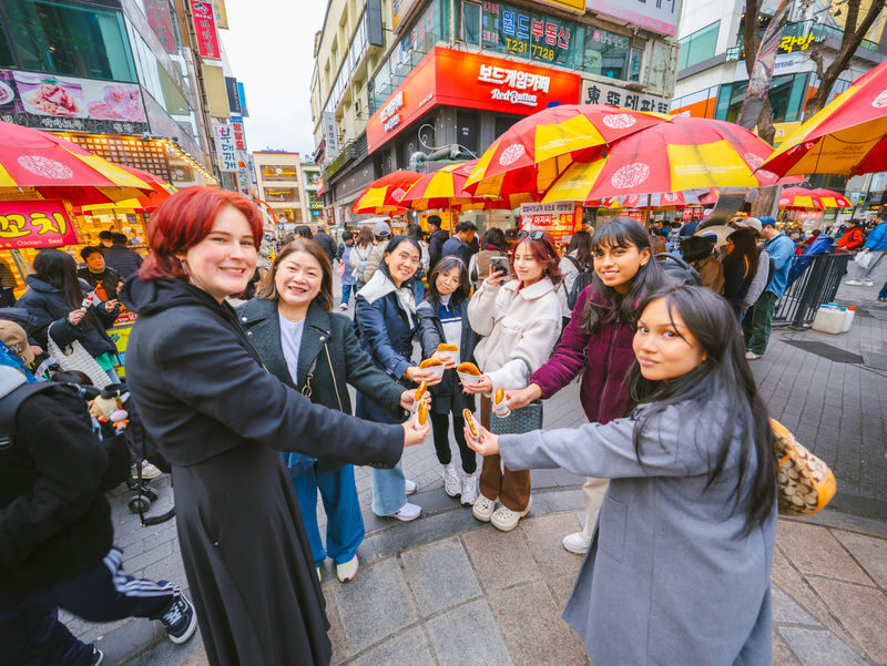 Busan Gukje Market & BIFF Square Half-Day Local Food Experience - BIFF Square: food and city life in the same walk
