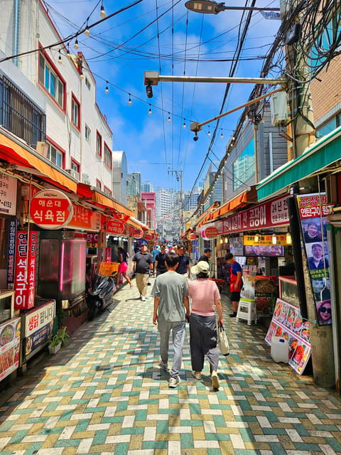 Busan: Haeundae 100-Minute Walking Tour - Walking Tour Experience