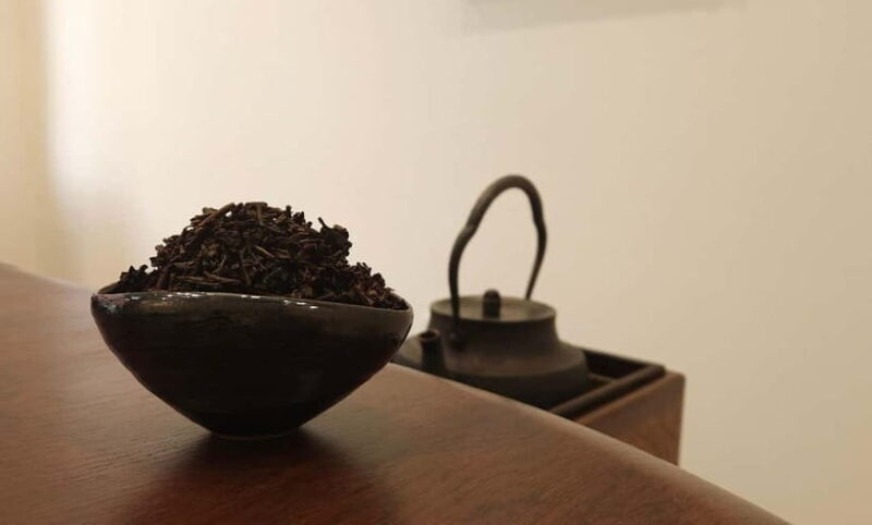 Busan: Join a Tea Ceremony & Create a Calligraphy Memento - The Traditional Tea Ceremony